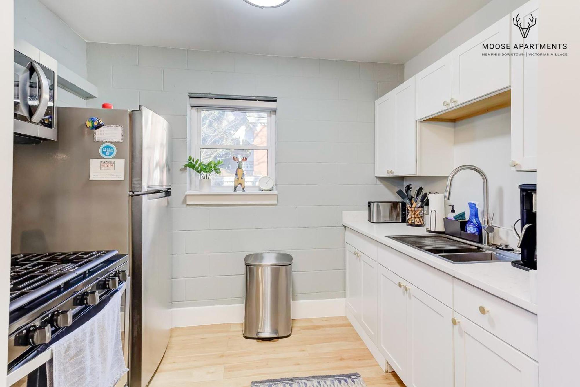 The Moose #7 - Instaworthy Studio With Amazing Views, Free Parking & Heated King Bed Memphis Exterior photo